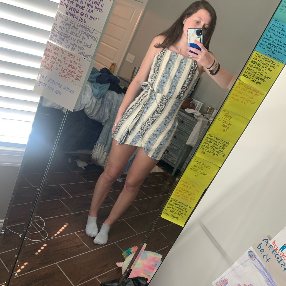 Selfie Leslie Dress